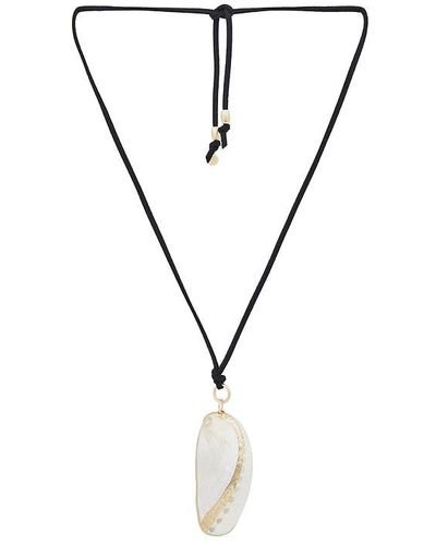 Ettika Large Shell Pendant Leather Cord Necklace With Dripping Freshwater Pearls - Black