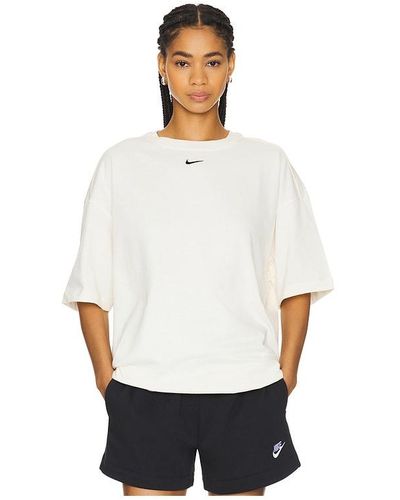 Nike Essential Short Sleeve T-shirt - White