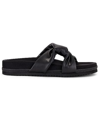 Roam Side Slip Sandal - Black