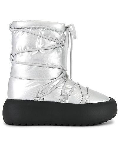 RAYE Tignes Boot - White