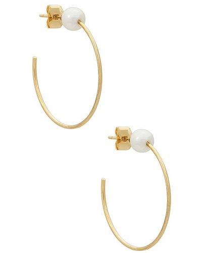 Shashi Classique Pearl Earring - Metallic