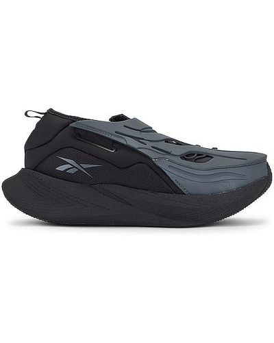 Reebok SNEAKERS - Schwarz