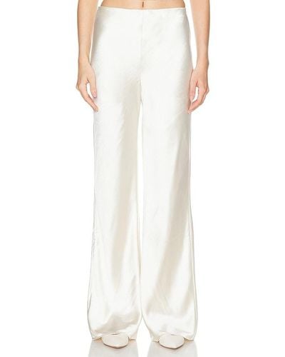L'academie By Marianna Etienne Pant - White