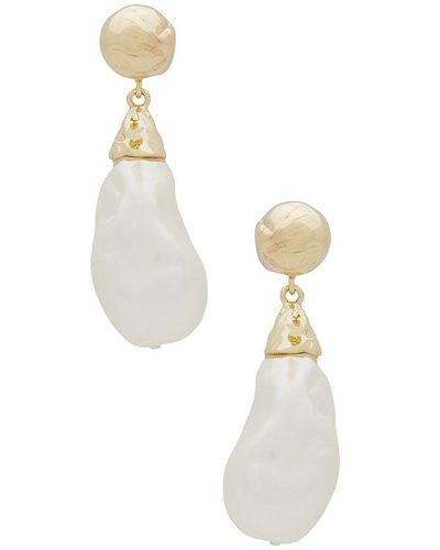 WeWoreWhat Hammered Pearl Earring - White
