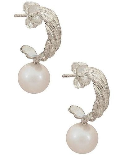Loren Stewart Lanyard Pearl Hoop Earrings - Metallic