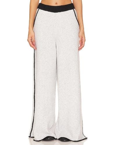 WeWoreWhat Piped Wide Leg Pull On Knit Pant - White