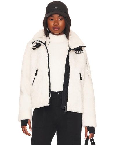 Sam. Sherpa Denver Jacket In White. Size Xs. - Natural
