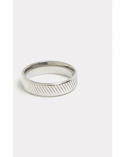 River Island Stainless Steel Engraved Band Ring - White