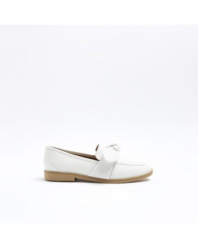 River Island White Wide Fit Bow Detail Loafers