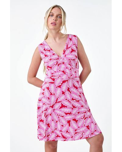 Roman Originals Petite Leaf Print Stretch Wrap Dress - Pink