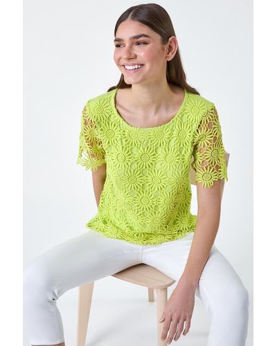 Roman Floral Lace Stretch Jersey T-shirt - Yellow