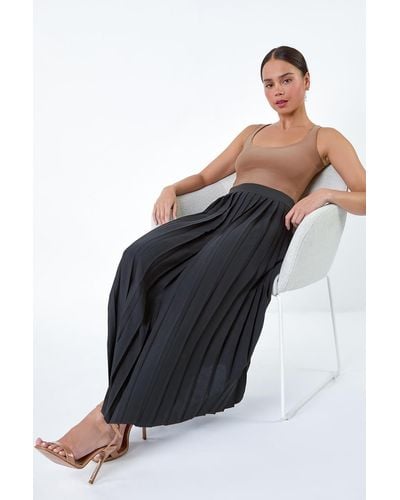 Roman Petite Plain Pleated Maxi Skirt - Black