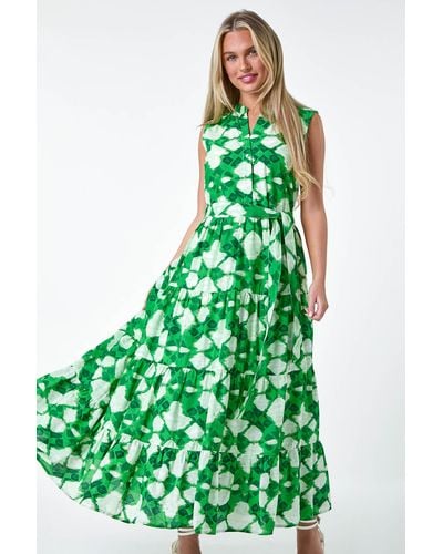 Roman Originals Petite Abstract Tiered Button Maxi Dress - Green