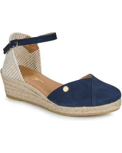 Betty London Espadrilles / Casual Shoes Inono - Blue
