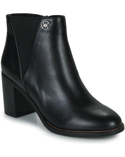 Chattawak Wendy Low Ankle Boots - Black