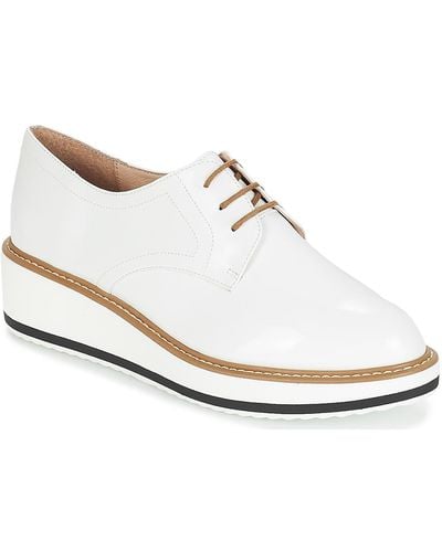 André Chicago Casual Shoes - White