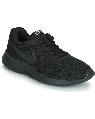 Nike Tanjun W Shoes (trainers) - Black