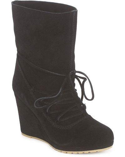 Chinese Laundry Penny Crossing Low Ankle Boots - Black