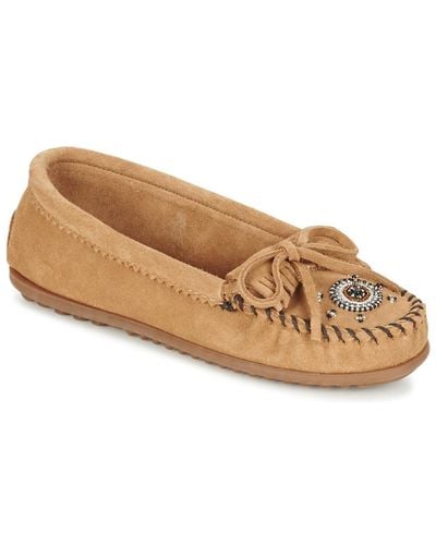 Minnetonka Me To We Moc Loafers / Casual Shoes - Natural
