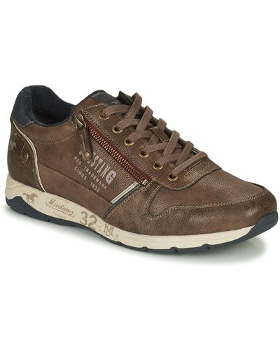 Mustang Yalou Shoes (trainers) - Brown