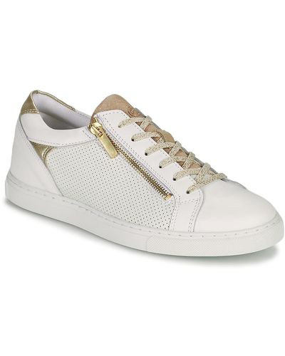 Betty London Sunie Shoes (trainers) - White
