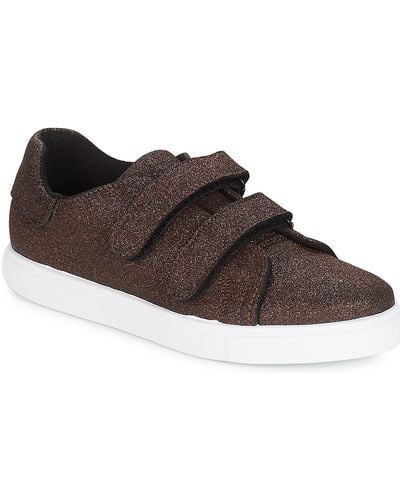 André Eclat Shoes (trainers) - Brown