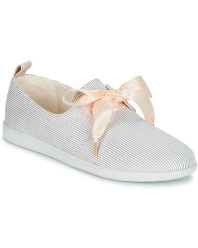 Armistice Stone One W Shoes (trainers) - White