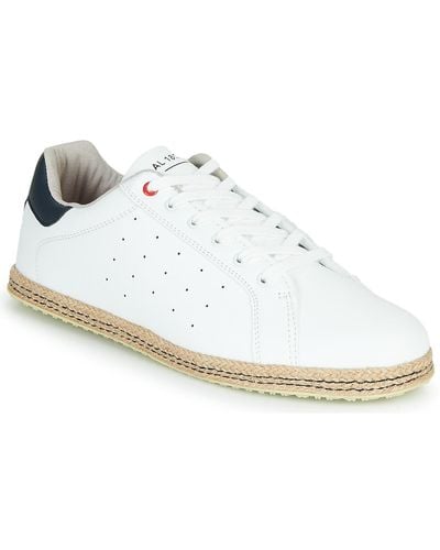 André Espadrilles / Casual Shoes Stanish - White