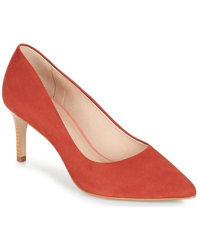 André Scarlet Court Shoes - Red