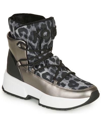MICHAEL Michael Kors Cassia Bootie Snow Boots - Grey