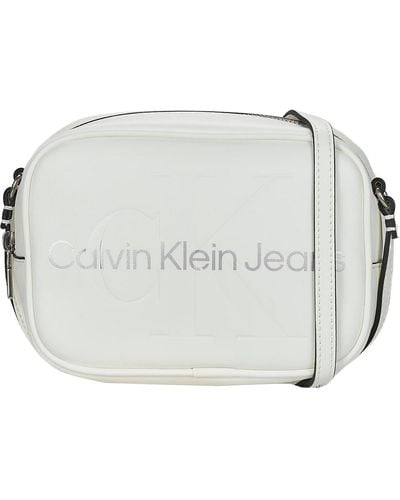 Calvin Klein Shoulder Bag Sculpted Camera Bag18mono - White