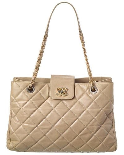 Chanel Cream Lambskin Leather Cc Chain Tote (Authentic Pre-Owned) - Natural