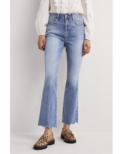 Boden Fitted Cropped Flare Jean - Blue