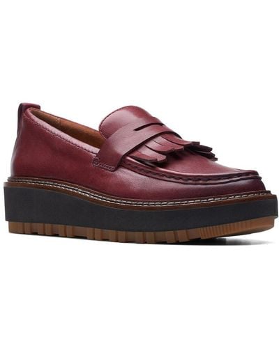 clarks red flats