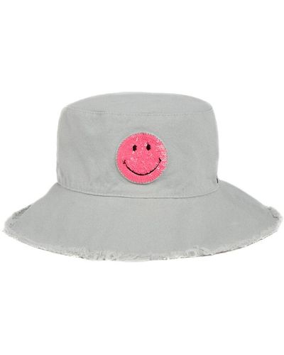 Jocelyn Patch Bucket Hat - White
