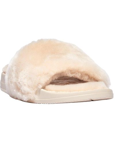 Fitflop Iqushion Shearling Sandal - Natural