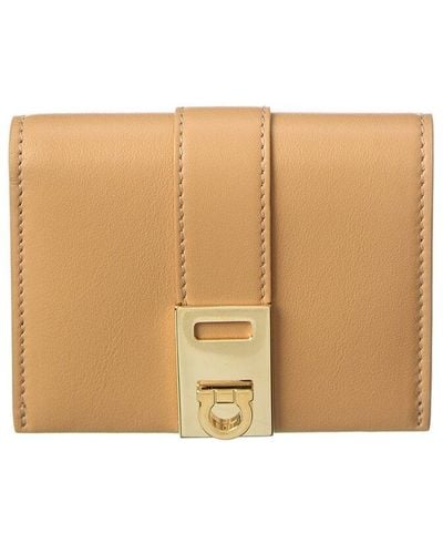 Ferragamo Ferragamo Hug Leather Compact Wallet - Natural