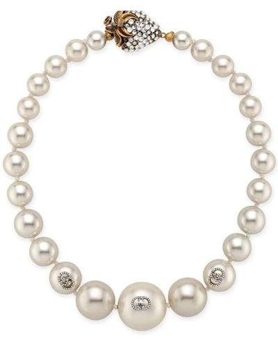 Gucci Pearl And Strawberry Closure Necklace - White