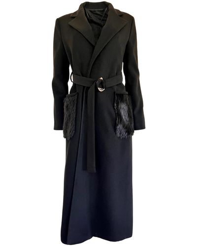Cult Moda Black Classic Coat With Faux Fur Pockets