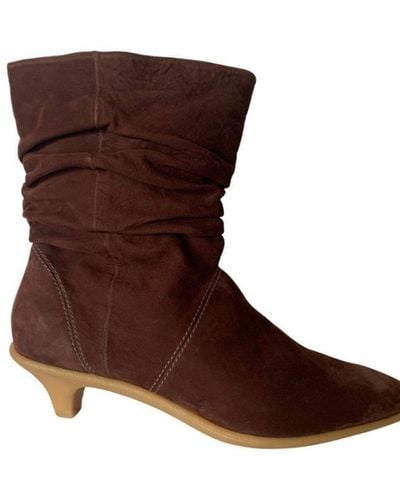 BCBGMAXAZRIA Comfortable Leather Boots - Brown