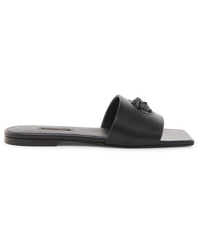 Versace Flats and flat shoes for Women | Black Friday Sale & Deals up to  80% off | Lyst
