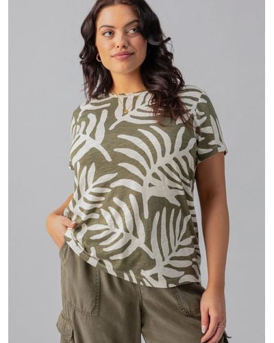 Sanctuary The Perfect Tee Olive Night Palm Inclusive Collection - Brown
