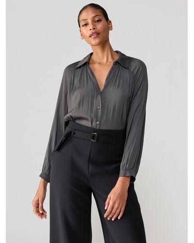 Sanctuary Casually Cute Sateen Blouse Mineral - Gray