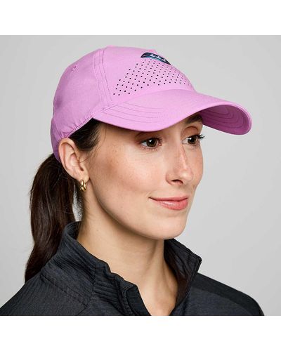 Saucony Outpace Petite Hat - Pink