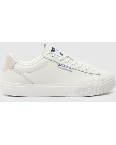 Tommy Hilfiger Essential Logo Trainers In - White