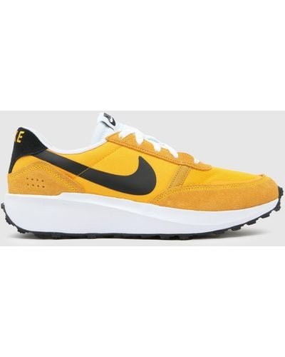 Nike Waffle Debut Trainers In - Yellow