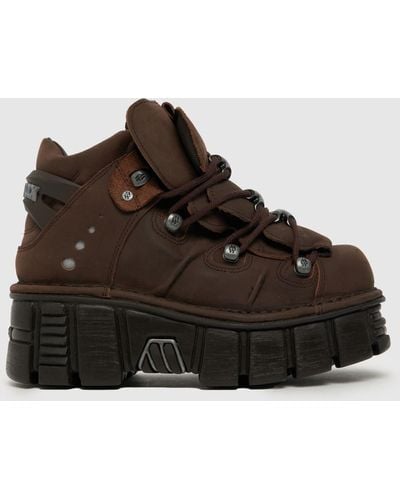 New Rock Chunky Trainers In - Brown