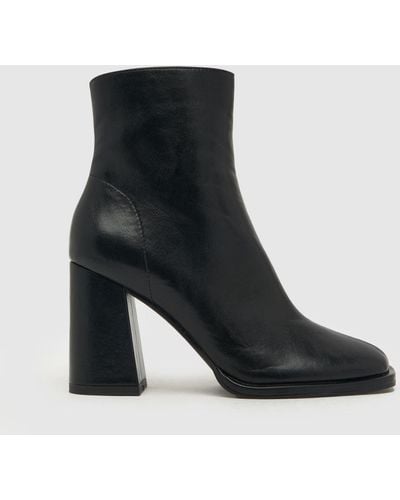 Schuh Women's Brady Block Heel Rand Boots - Black