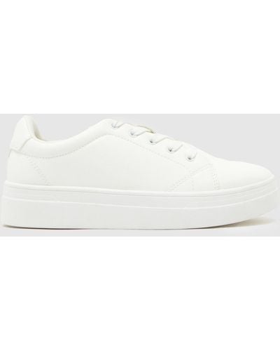 Schuh Marcella Platform Lace Trainers In - White