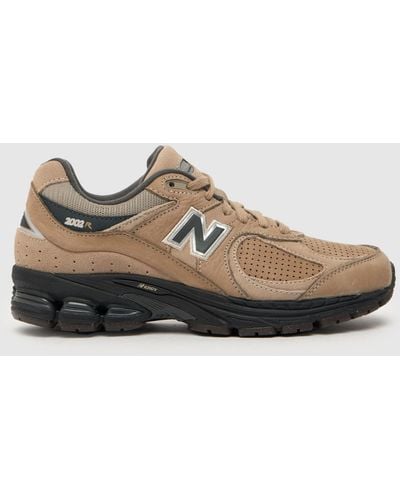 New Balance M2002 Trainers In - Brown